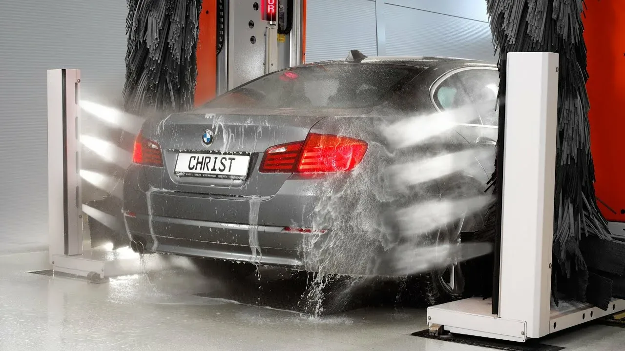 Leading Luxury Car Wash and Detailing Provider with Personalized Service in Spain